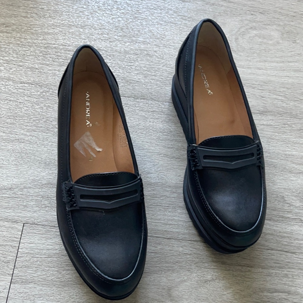Loafers shoes